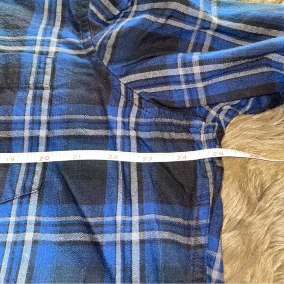 Johnny Cash Flannel - Picture 6 of 7